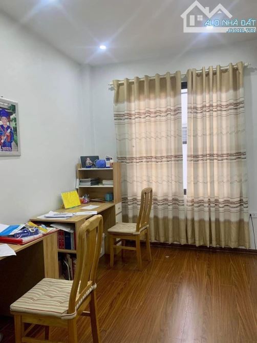 Nhà Ngõ 3 Tả Thanh Oai,47m,4 tầng 3.93 tỷ - 3