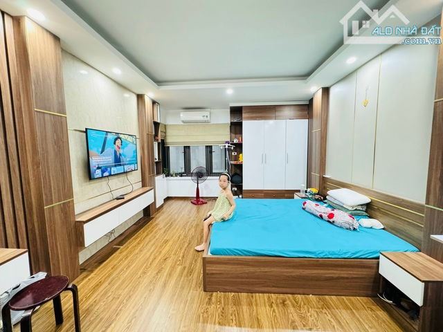 Bán nhà ngõ 86 Tô Vĩnh Diện, Thanh Xuân, 30m ra đường ô tô, 35m2, 5 tầng, cực đẹp chỉ 7,7 - 3