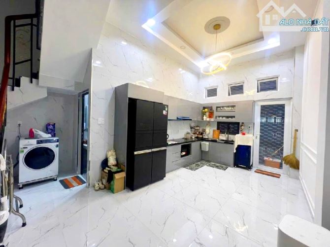 BÁN NHÀ 5 TẦNG, ĐƯờNG TRÃI NHỰA 8M, ÂU DƯƠNG LÂN, QUẬN 8, NGANG 5.3M, 82M2, CHỈ 11 TỶ HƠN. - 3