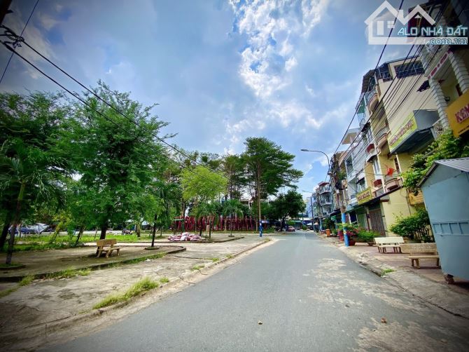 * PHƯỚC BÌNH - ĐẤT MẶT TIỀN - CẠNH THE GLOBAL CITY ĐỖ XUÂN HỢP THỦ ĐỨC - 7.1 TỶ - 3