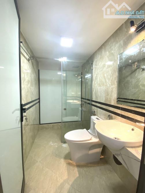 Nhà đẹp View hồ Hoàng Cầu, Đống Đa(40m2*4T), SĐCC, ô tô cách 15m, nhỉnh 8 tỷ - 3