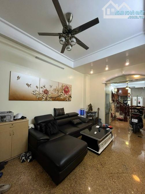 Nhà đẹp giá tốt tại thanh lân s 53 m / 4 tầng / giá 6,4 tỷ - 3