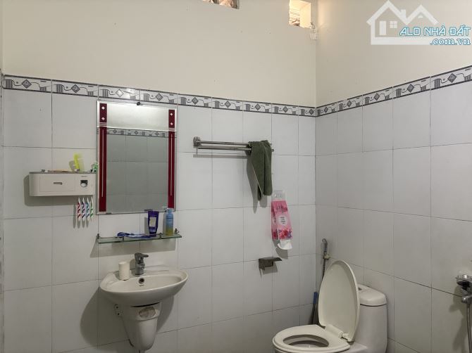 🏡 Nhà mặt tiền Thế Lữ- Nhà sân vườn rộng rãi - 4