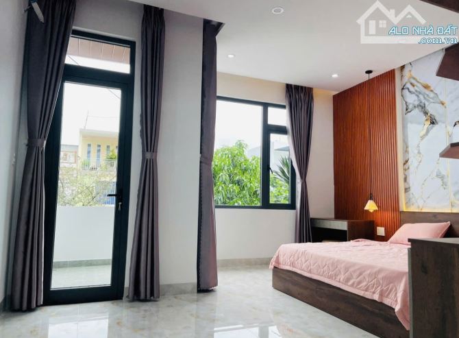 NHÀ 3 TẦNG, RẤT ĐẸP - FULL NỘI THẤT - KHU VIP HOÀ XUÂN - ĐÀ NẴNG. - 4