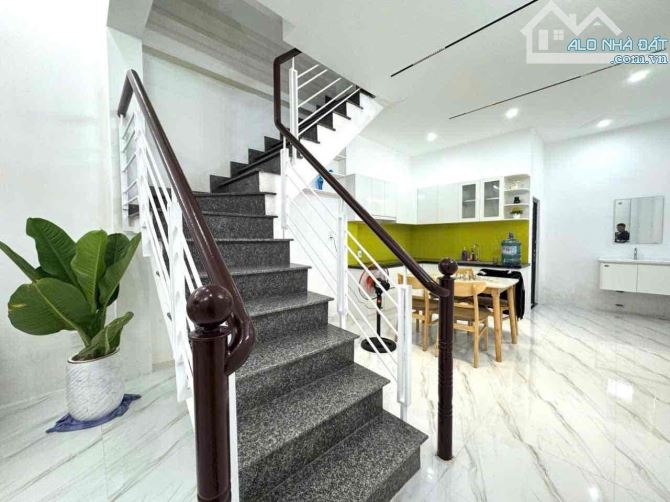 Nhà 2 tầng mặt tiền Hoà Minh, vừa ở vừa cho thuê - 6