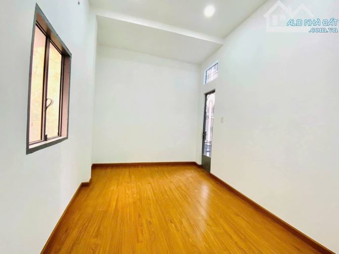 KHU BÊN SÔNG HIỆP BÌNH CHÁNH - 120M2(6 X 20) - NHÀ 5 TẦNG CÓ THANG MÁY - 14.x TỶ - 6