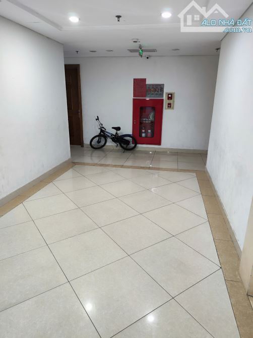 BÁN CHUNG CƯ NEW HOUSE XA LA, 60M LÔ GÓC, 2 BAN CÔNG THOÁNG, 2 WC, NỘI THẤT VIP, 3 TỶ 65 - 7