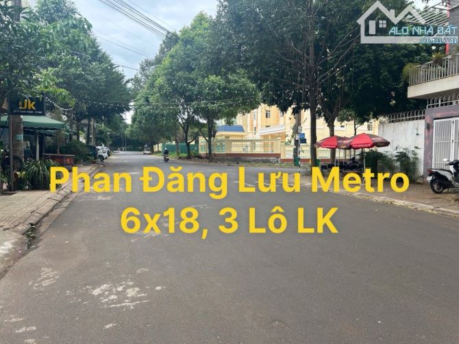 Bán 3 lô đất Mặt Tiền Phan Đăng Lưu Khu Vip Metro