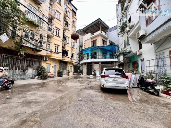 Bán nhà Trích Sài View Hồ Tây, cách hồ 10m nhà chắc chắn, oto vào nhà, 50m 5T giá 15 tỷ