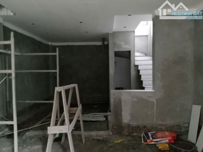 BÁN LÔ 03 CĂN NHÀ 3 TẦNG MAI LÂM ĐÔNG ANH. DT: 41M2 X 3T. MT: 5M. GIÁ NHỈNH 4 TỶ. KHUTRIỂN