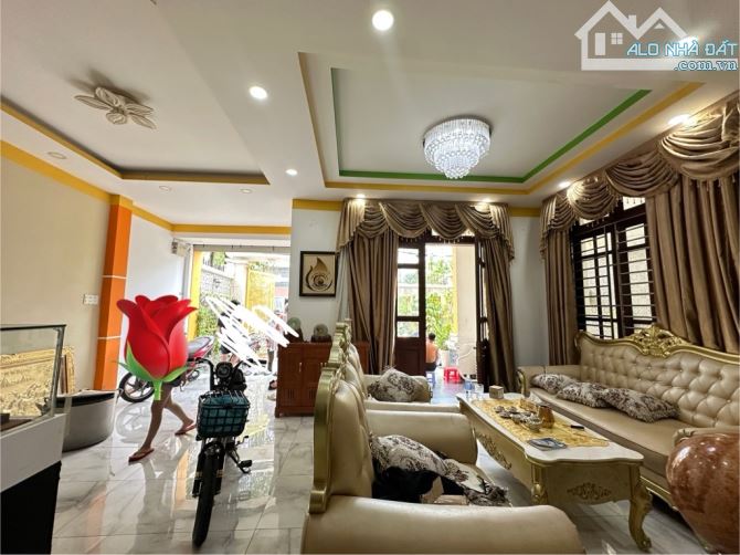 TT NHÀ BÈ: MẶT TIỀN HUỲNH TẤN PHÁT 125 M2 NHỈNH 12 TỶ