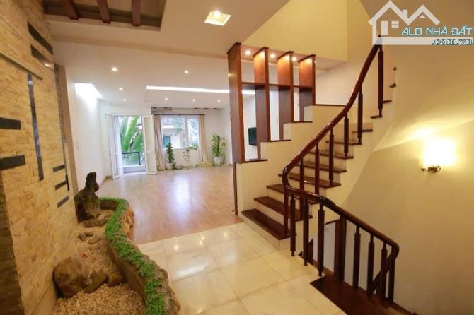 🔅 Biệt Thự Sân Vườn Phố Đặng Thai Mai, Tây Hồ, Gara Ô tô, 135m2 4T MT 6m, Chỉ 49.5 Tỷ 🔅 - 1