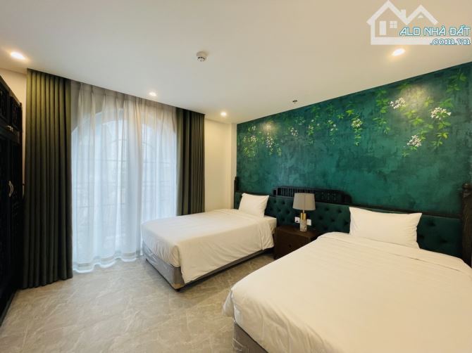 TÒA KHÁCH SẠN 5 SAO "CHARMPEARL HANOI HOTEL"  - LÔ GÓC 4 THOÁNG - VÌA HÈ - ÔTÔ TRÁNH - GAR - 12