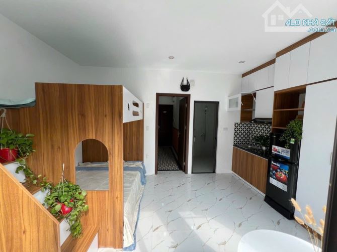 BÁN TÒA CCMN ĐỐNG ĐA 145M x 9 TẦNG 29 PHÒNG DOANH THU 2,1TỶ /NĂM ~ 5%. GIÁ 45TỶ - 3