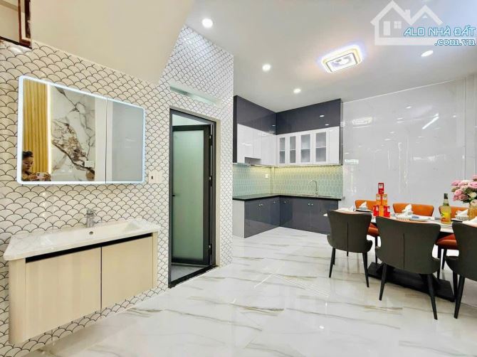 Khu VIP nhà riêng 2Tầng Lãnh Bình Thăng, Q11. DT: 52m2/ 3Tỷ 430, đang cho thuê 12tr/ tháng - 2