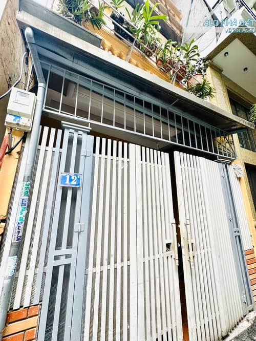 Cc nhờ bán Siêu Phẩm Tây Hồ 56m2x4T , Mt 4m , giá chỉ 14 tỉ - 2