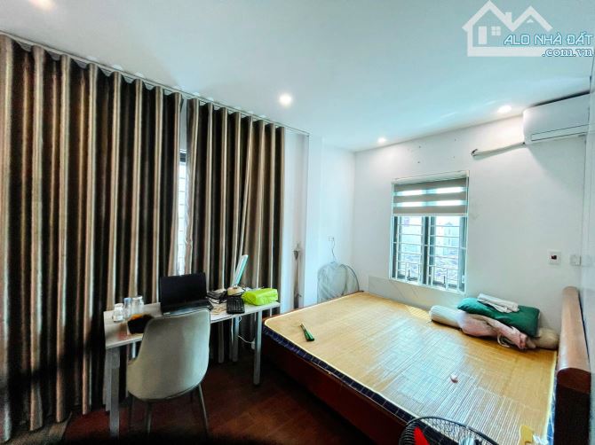 Bán nhà sổ A4 Đường Vũ Tông Phan, Q Thanh Xuân. DT: 41m X 6 tầng. oto tránh. Giá: 8.95 tỷ - 3