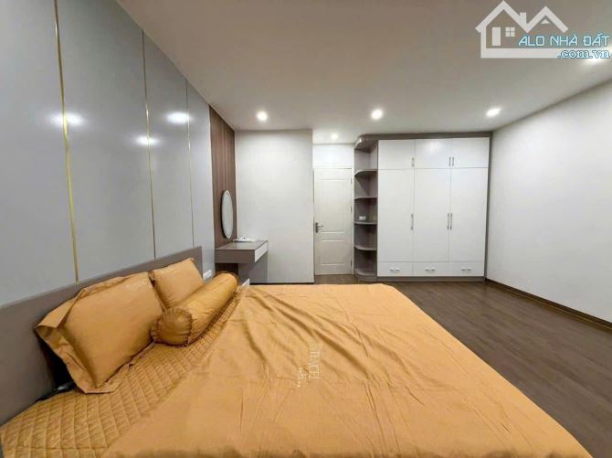 Hoa hậu ! Võ Chí Công 45m2, mới tinh, tặng full NT xịn sò, TK hiện đại, đẹp long lanh - 3