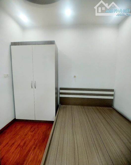 Siêu hiếm - Cho thuê CCMN Hoàng Hoa Thám, 48m2, 2 ngủ, 1 WC, 1 lô gia, 8 Triệu- Full đồ - 3