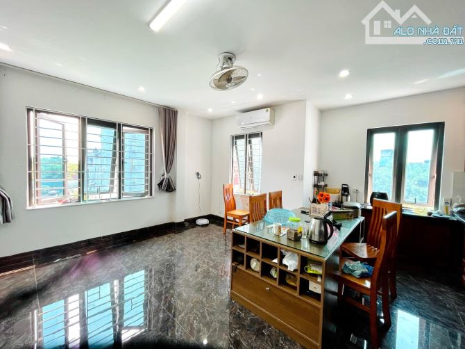 Bán nhà sổ A4 Đường Vũ Tông Phan, Q Thanh Xuân. DT: 41m X 6 tầng. oto tránh. Giá: 8.95 tỷ - 4