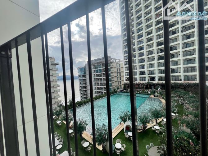 Cần bán căn hộ cao cấp Gold Coast tầng 15 toà bắc ,ban công view hồ bơi nhìn ra xéo biển - 4