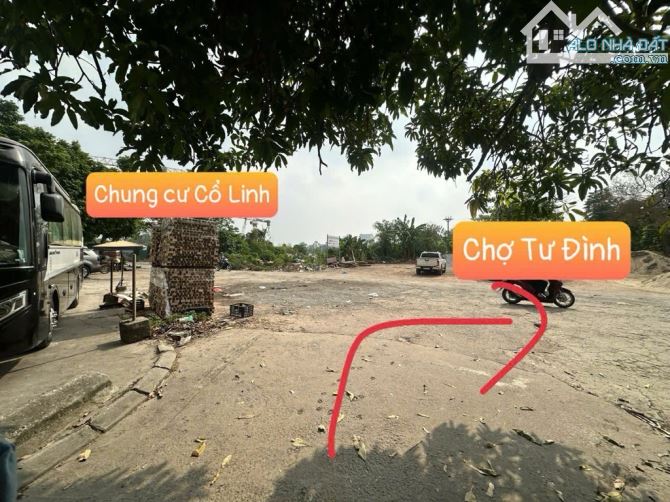 Bán nhà cấp 4 phố Tư Đình. Diện tích 60m2. Ngõ oto thông , vào đất. Giá đầu tư - 4