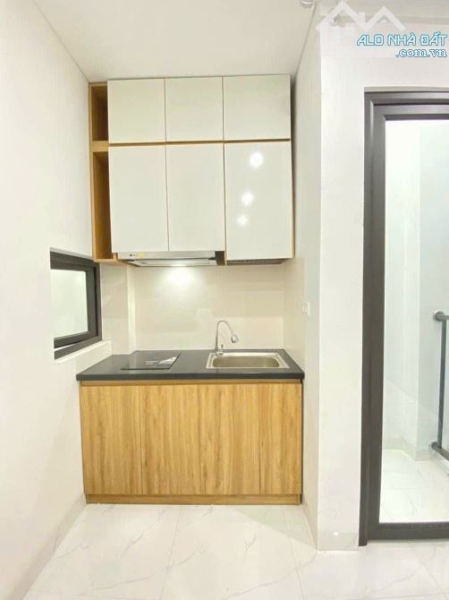 CCMN LƯƠNG THẾ VINH - 90M - 8 TẦNG TM - 28P FULL NT - 100M - 3 THOÁNG - 18,5 TỶ - 5