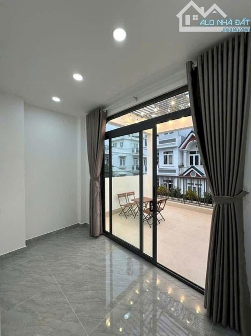 Nhà mới xây 70m², 2 lầu, đường Hà Huy Giáp , Quận 12 - 6