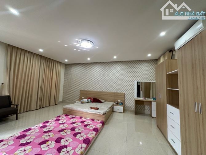 CỨU CĂN BIỆT THỰ NGUYỄN TẤT THÀNH 310M2, HẢI CHÂU, ĐÀ NẴNG, 28 TỶ - 1