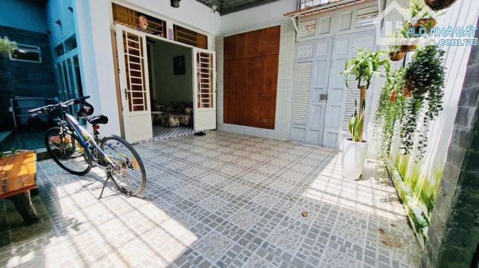 Bán biệt thự mini tại đường Nguyễn Thái Sơn, giá chỉ 5,4 tỷ, DT: 75m2 (5,1m x14,5m)