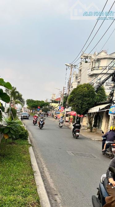 Mặt tiền kinh doanh Mễ Cốc 4.4x35 Nở Hậu chỉ 10 tỷ 2