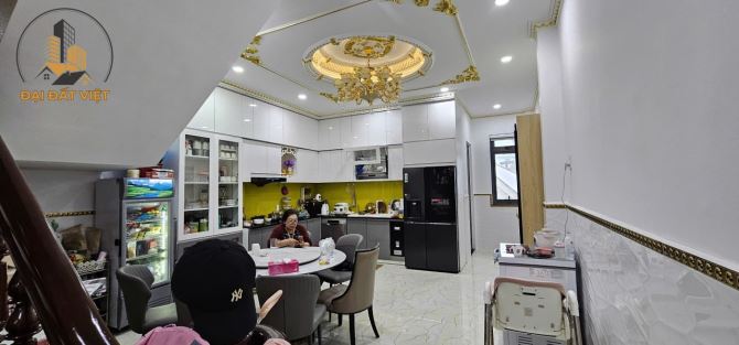 BÁN NHÀ PHỐ ĐƯỜNG NGÔ THỊ NHẬM P.4 ĐÀ LẠT - 10 TỶ