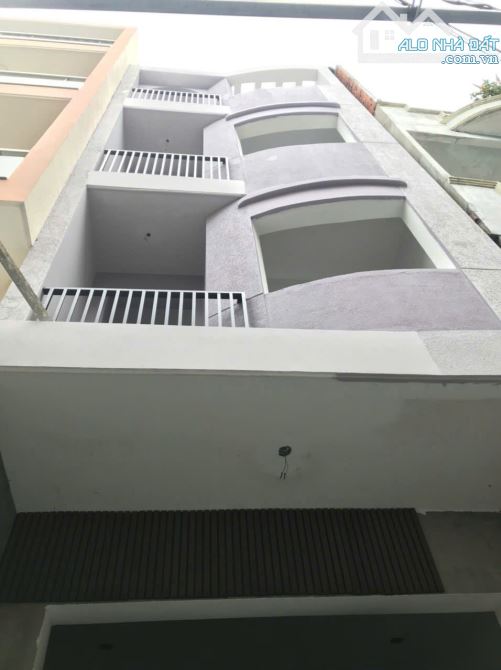 Bán Gấp Nhà 1/ Đường kinh dương vương P 13 Quận 6 DT Khủng 4.1m×19m 4 Tầng chỉ 7.48 Tỷ