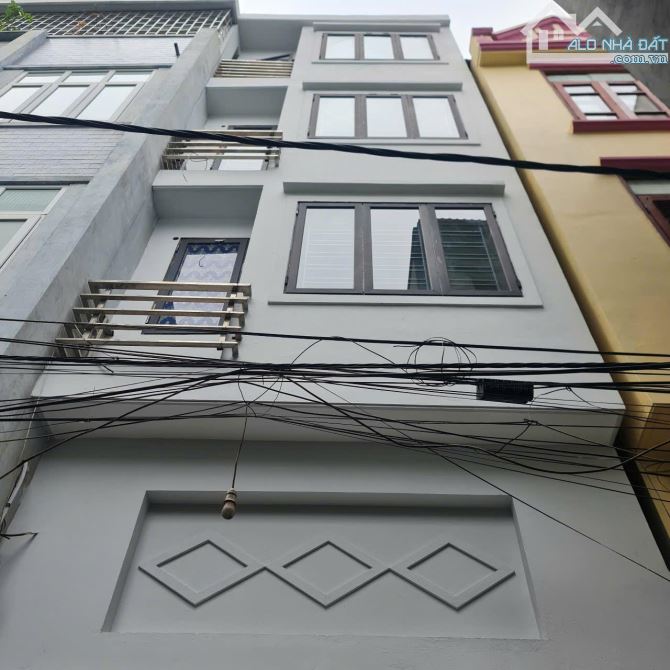 Bán nhà Thanh Liệt 36 mét, 5 tầng, giá 6,5 tỷ ôtô 7 chỗ đỗ cửa. 10m ra ô tô tránh - 1