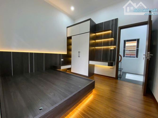 Bán nhà 40m², 3tầng 3 ngủ khép kín phố Hoàng Hoa Thám, Ba Đình, 5.3 tỷ - 1