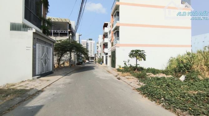 Bán đất hẻm 568 Lê Văn Việt, Phường Long Thạnh Mỹ, Quận 9 - 1