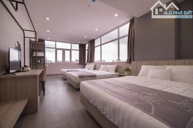 HOTEL 8 Tầng - 18p - MT Cô Giang, P.Cô Giang,  Q.1 - DT: 4m x 20m - Gia: 47 Ty - 15