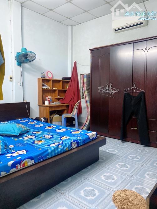 NHÀ HẺM XE HƠI CÁCH 1 CĂN ĐẾN MẶT TIỀN ĐƯỜNG SỐ 18D, 3 TẦNG 48M2 CHỈ 4.3 TỶ - 2