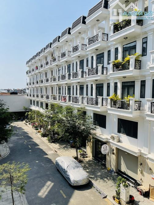 Nhà đang cho thuê 12tr/ tháng Đ. Trần Thị Cờ, Q12. DT: 52m2 Khu dân cư an ninh Giá 5.8 tỷ - 2