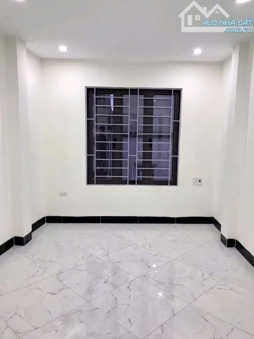 Bán nhà 5 tầng, 62m², ngõ Cộng Hòa, Hữu Hòa, Thanh Trì - 4.5 tỷ - 2