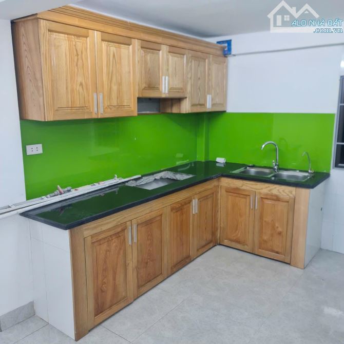 Bán nhà Thanh Liệt 36 mét, 5 tầng, giá 6,5 tỷ ôtô 7 chỗ đỗ cửa. 10m ra ô tô tránh - 2