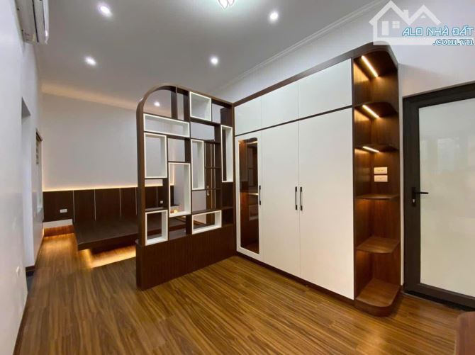 Bán nhà 40m², 3tầng 3 ngủ khép kín phố Hoàng Hoa Thám, Ba Đình, 5.3 tỷ - 2