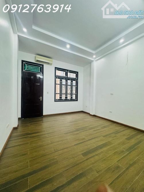 1 CĂN DUY NHẤT, 11.9 TỶ CÓ NGAY NHÀ LÁNG, 5T, 40M2, Ô TÔ 7 CHỖ ĐỖ CỬA - 2