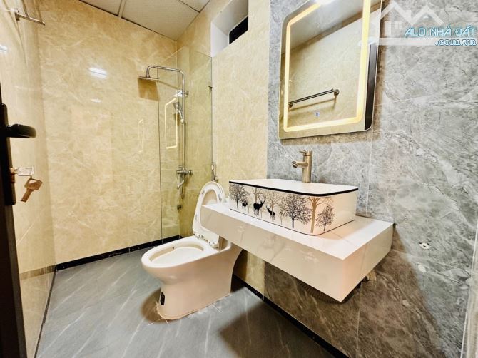 Bán nhà Tây Sơn, 40m, xây mới, thang máy, gần ô tô, chào 10 tỷ 2 - 2