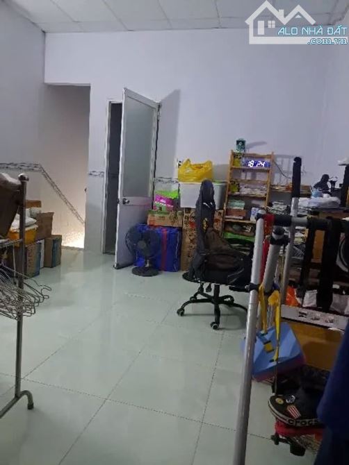 💥 NHÀ 2 TẦNG ĐƯỜNG TRƯỜNG CHINH - P14, TÂN BÌNH - 116M² - NHỈN 10 TỶ! - 2