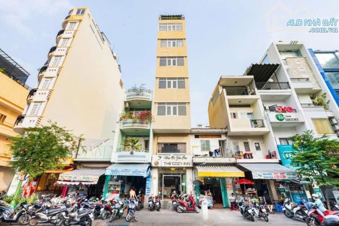 HOTEL 8 Tầng - 18p - MT Cô Giang, P.Cô Giang,  Q.1 - DT: 4m x 20m - Gia: 47 Ty - 22