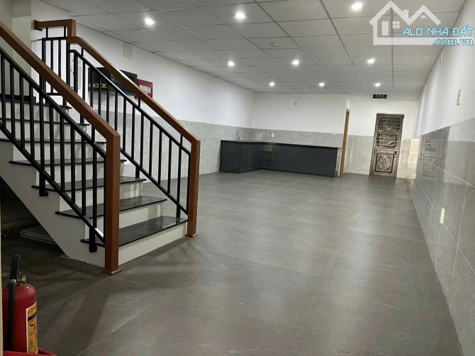 CHO THUÊ TÒA NHÀ 4 TẦNG : CÁCH MẠNG THÁNG 8- GẦN BV TÂM TRÍ - 3