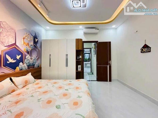 Đi nước ngoài, bán nhà hẻm ô tô ngay Huỳnh Tấn Phát, Q7 . Giá: 3 tỷ 250 /63m2, sổ riêng - 4