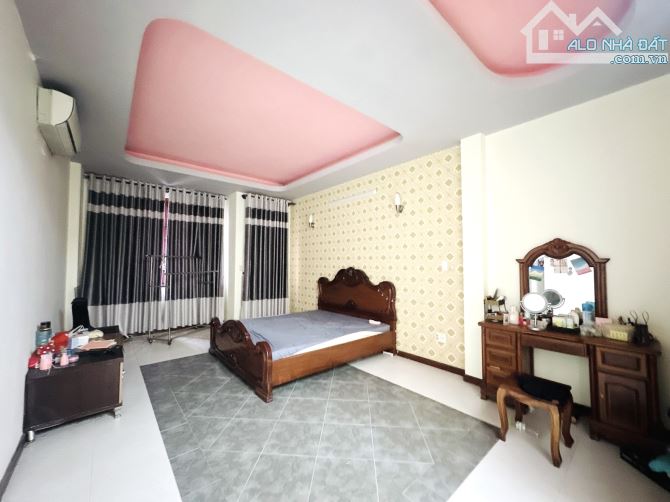 BÁN NHÀ MẶT TIỀN KHU VIP QUẬN 6 - NGAY DIAMOND PALACE QUẬN 6 - Ô TÔ ĐỖ NGÀY ĐÊM - 12.8TỶ - 4