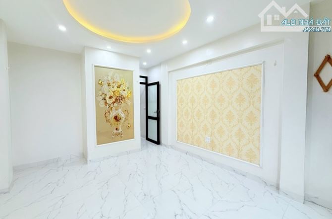 CHỦ CẦN BÁN GẤP NHÀ ĐẸP NGÕ THÔNG Ô TÔ ĐỖ CỬA GIÁA RẺ CỔ DƯƠNG - 4